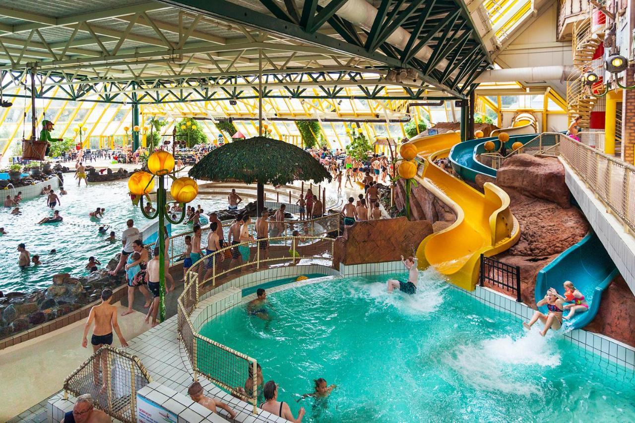 Oostappen Vakantiepark Hengelhoef Nv Hotel Aan de Wolfsberg Luaran gambar