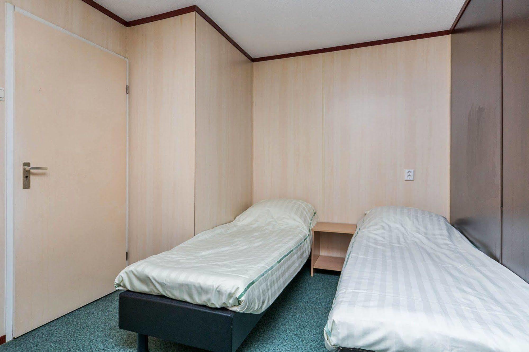 Oostappen Vakantiepark Hengelhoef Nv Hotel Aan de Wolfsberg Luaran gambar